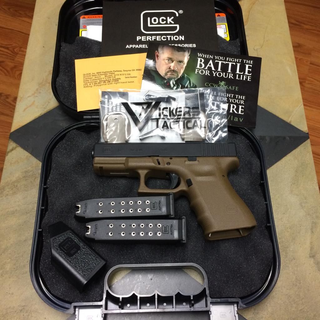 Traded - NIB Lipsey's Vickers Tactical Glock 19 RTF2 "FDE" - 2014 ...